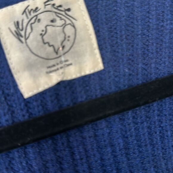 Free People Vanguard Blue Pullover Chunky Knit Cropped Sweater L - Picture 9 of 9